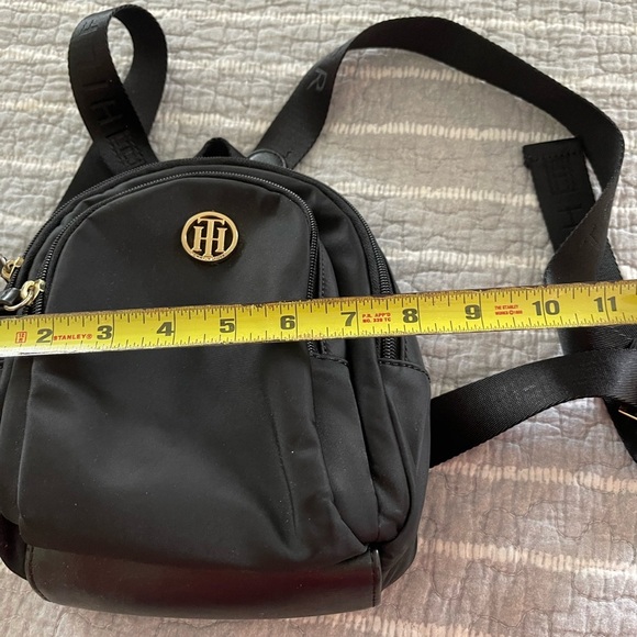 Tommy Hilfiger Mini Backpack Purse Gold Logo Black Adjustable Strap Pockets - Picture 2 of 5